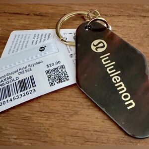 Lululemon ~ “Live in the moment” Keychain ~ NWT!